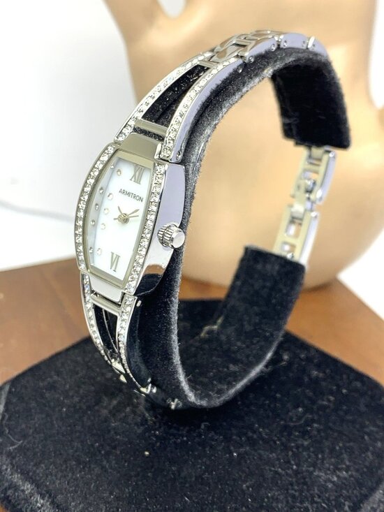 Armitron Women\'s Watch 75/3531 Quartz Mother of Pearl Dial Steel Tank 18mm main image 14
